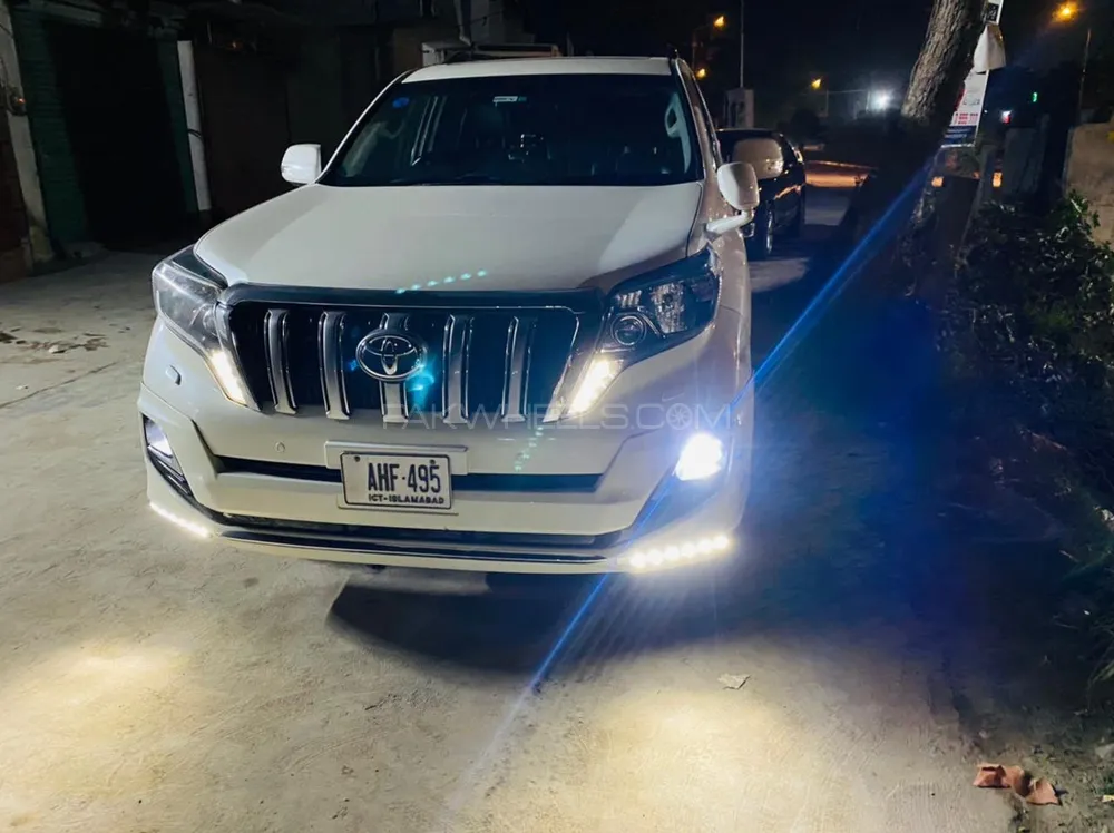 Toyota Prado 2013 for Sale in Mansehra Image-1
