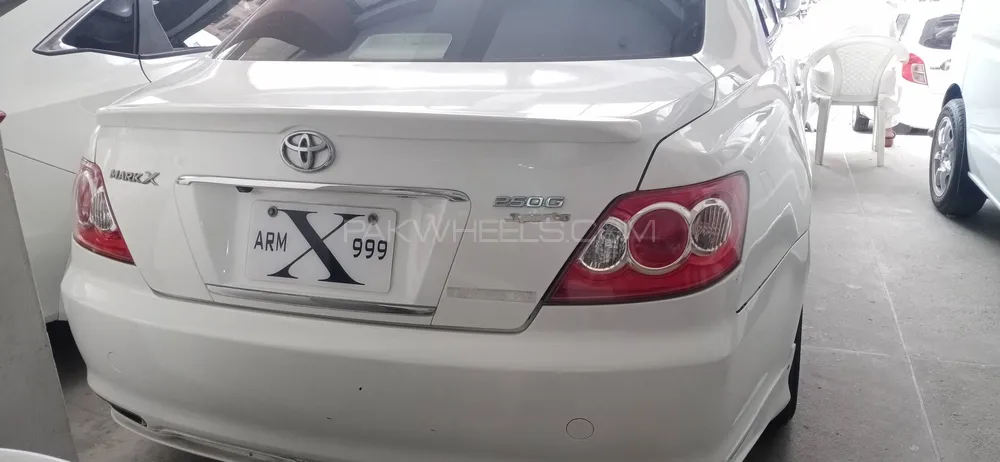 Toyota Mark X 2005 for Sale in Karachi Image-1