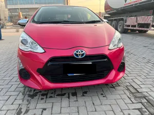 Toyota Aqua S 2015 for Sale