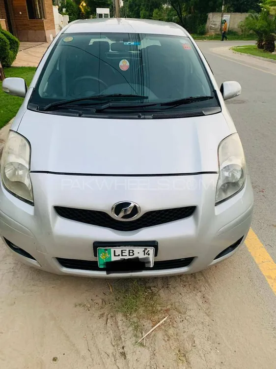 Toyota Vitz 2009 for Sale in Faisalabad Image-1