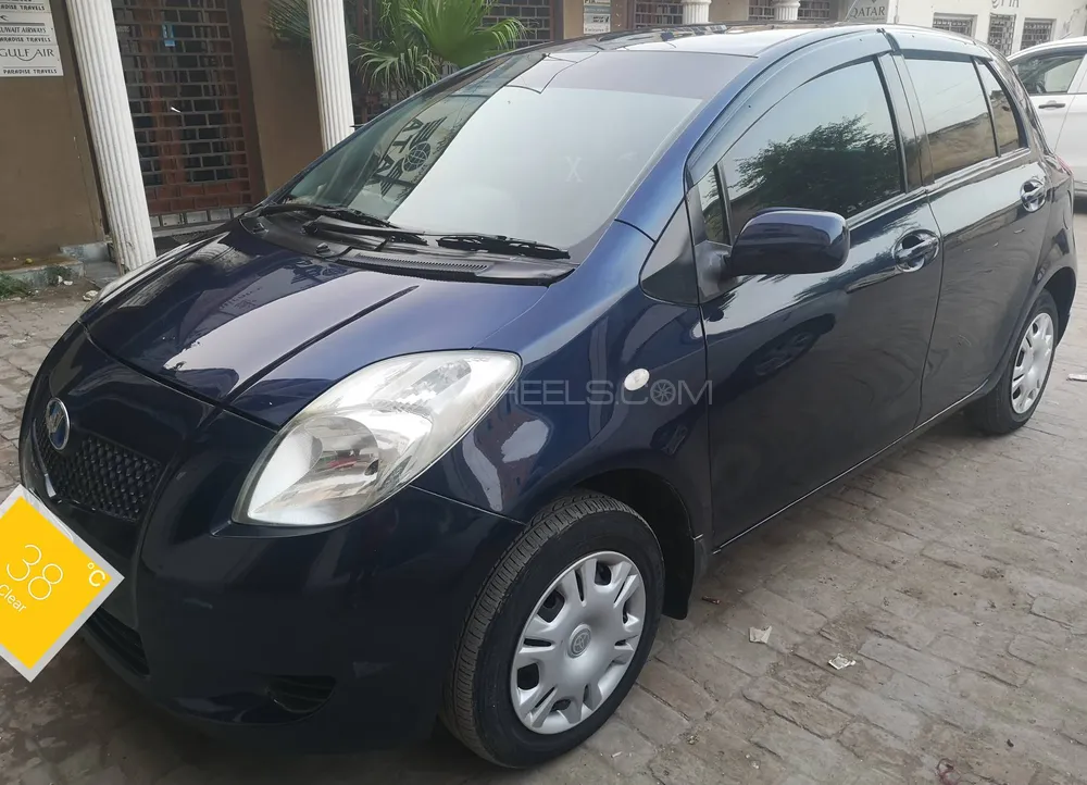 Toyota Vitz 2005 for Sale in Jhelum Image-1