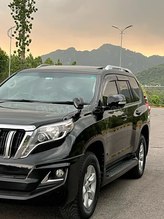 Toyota Prado 2013 for Sale in Islamabad Image-1