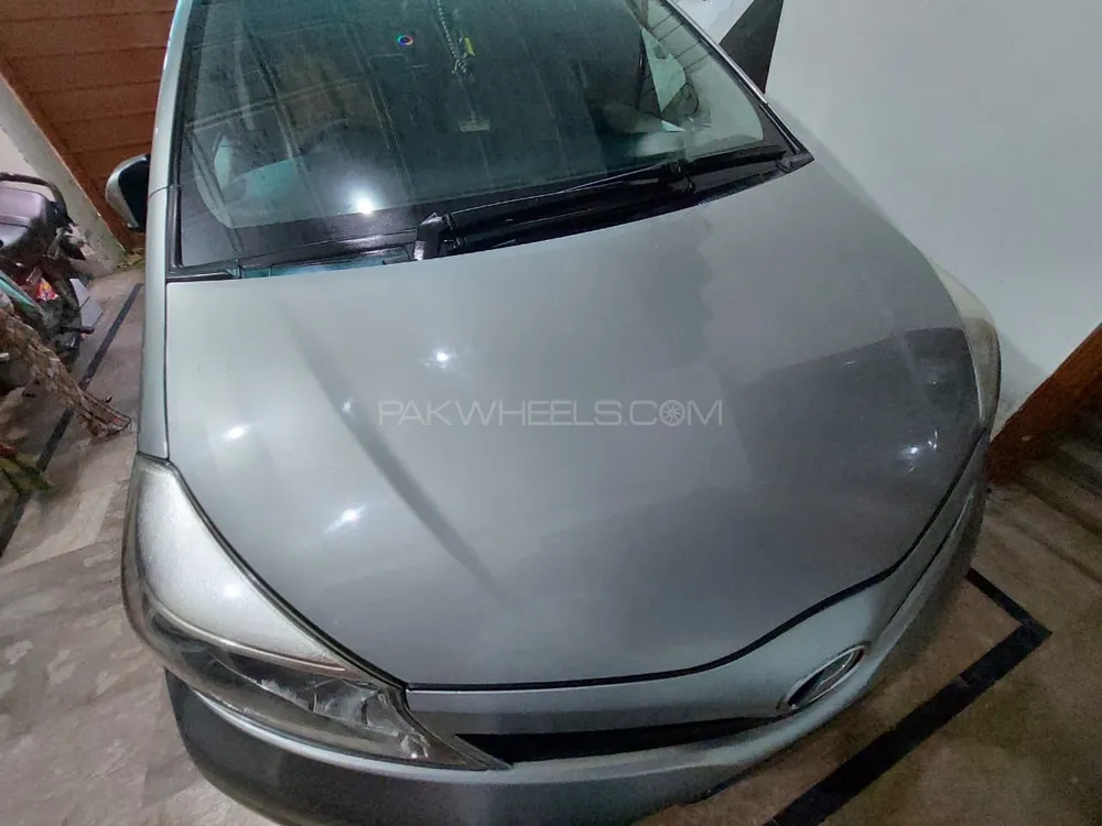 Toyota Vitz 2017 for Sale in Multan Image-1