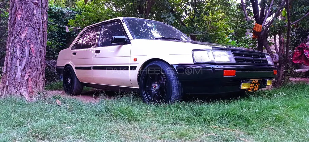 Toyota Corolla 1985 for Sale in Peshawar Image-1