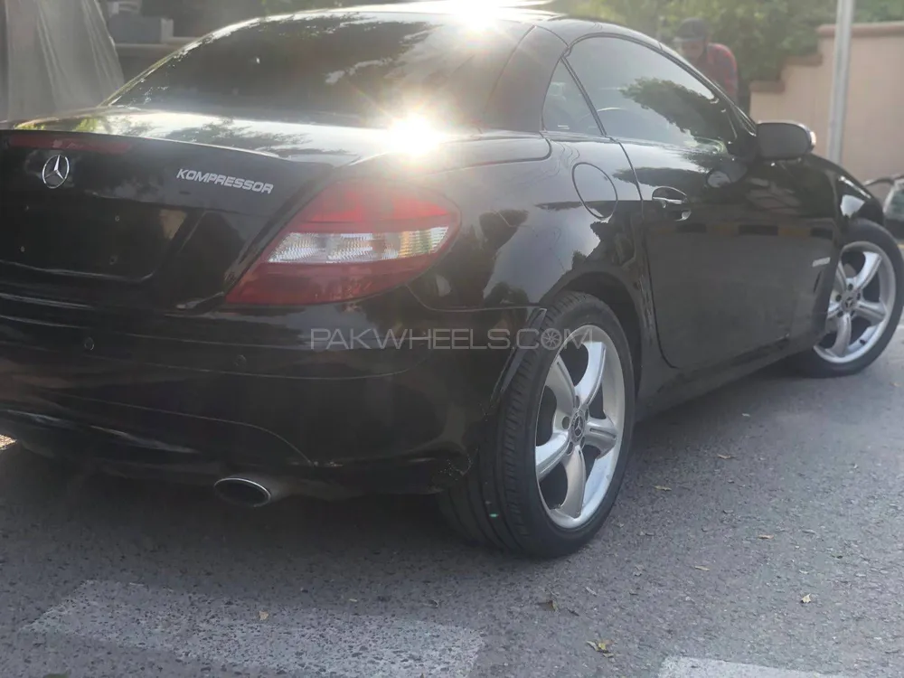 Mercedes Benz SLK Class 2007 for Sale in Lahore Image-1