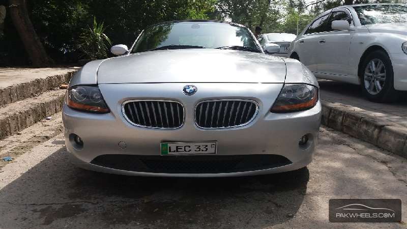 BMW Z4 2003 for Sale in Islamabad Image-1