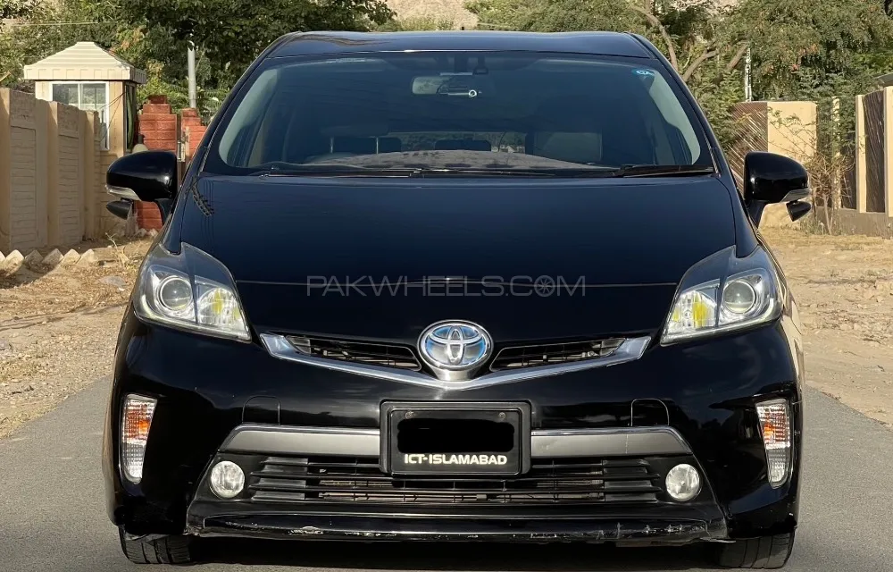 Toyota Prius 2012 for Sale in Quetta Image-1