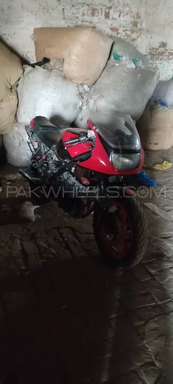 Honda VFR 400 RR 1989 for Sale Image-1