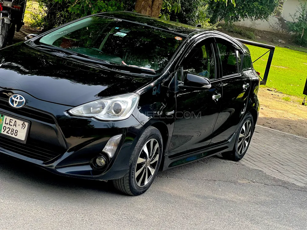 Toyota Aqua 2016 for Sale in Lahore Image-1