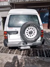 Mitsubishi Pajero 2000 for Sale