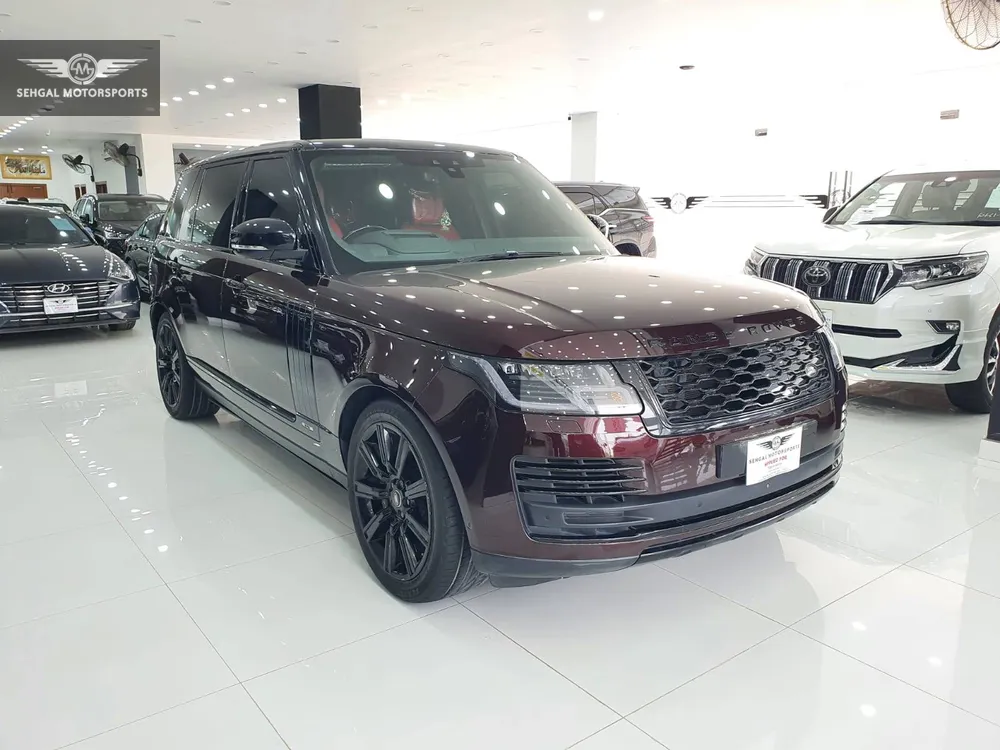 Range Rover Vogue 2018 for Sale in Islamabad Image-1