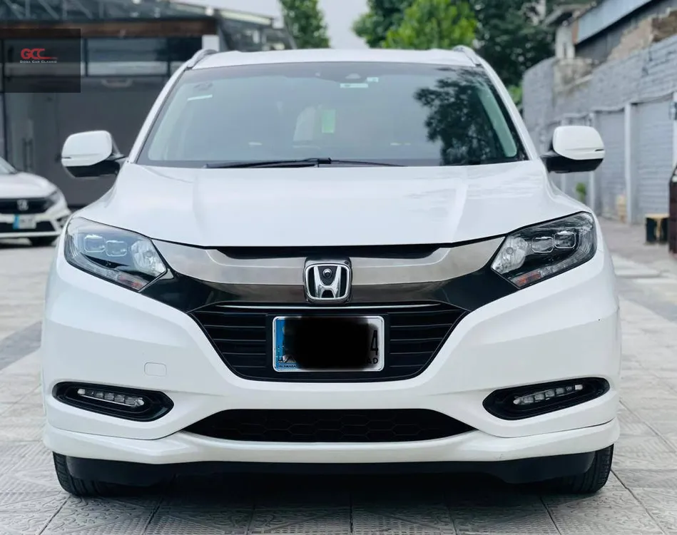 Honda Vezel 2017 for Sale in Islamabad Image-1