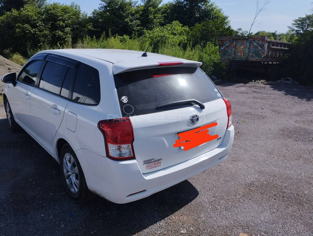 Toyota Corolla Fielder 2015 for Sale in Wah cantt Image-1