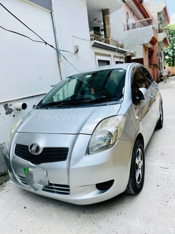 Toyota Vitz 2006 for Sale in Gujrat Image-1