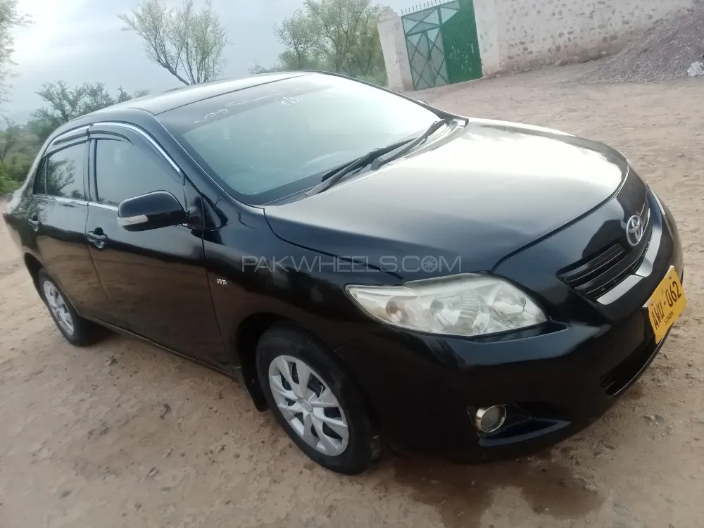 Toyota Corolla 2011 for Sale in Kohat Image-1