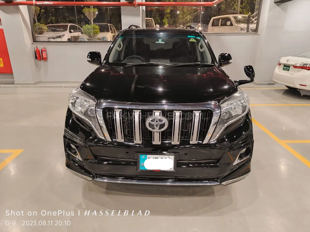 Toyota Prado 2011 for Sale in Islamabad Image-1