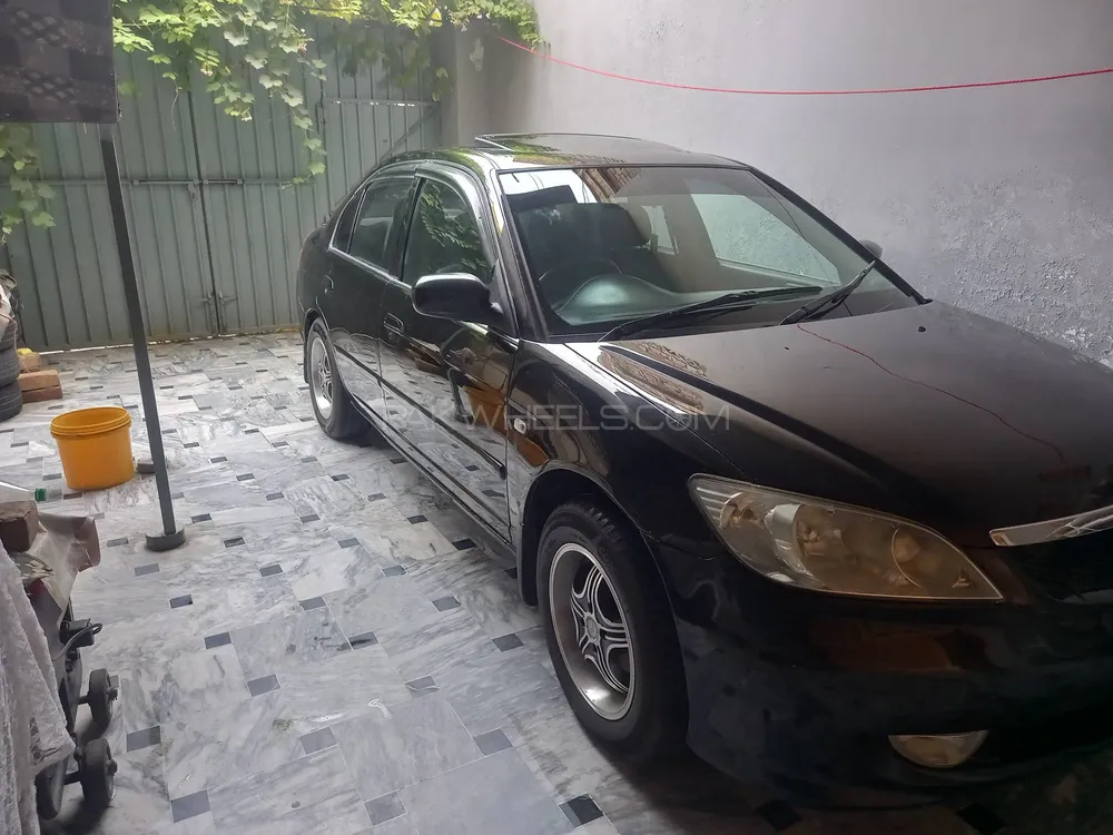 Honda Civic 2005 for Sale in Mardan Image-1