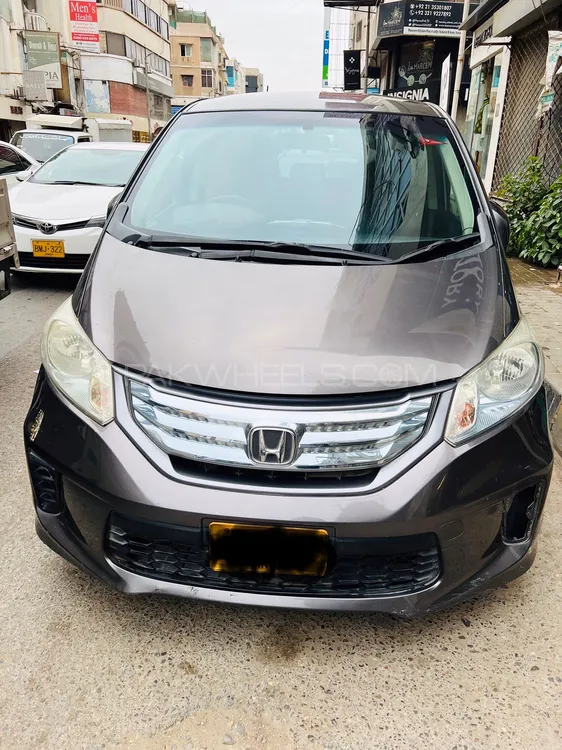 Honda Freed 2012 for Sale in Karachi Image-1
