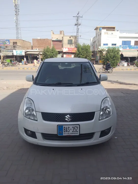 Suzuki Swift 2005 for Sale in Multan Image-1