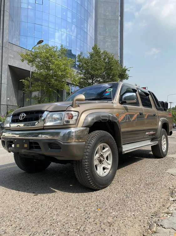 Toyota Hilux 2003 for Sale in Islamabad Image-1