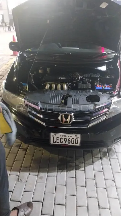 Honda City 2010 for Sale in Lahore Image-1