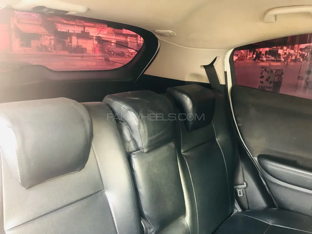 Honda Vezel 2017 for Sale in Sheikhupura Image-1