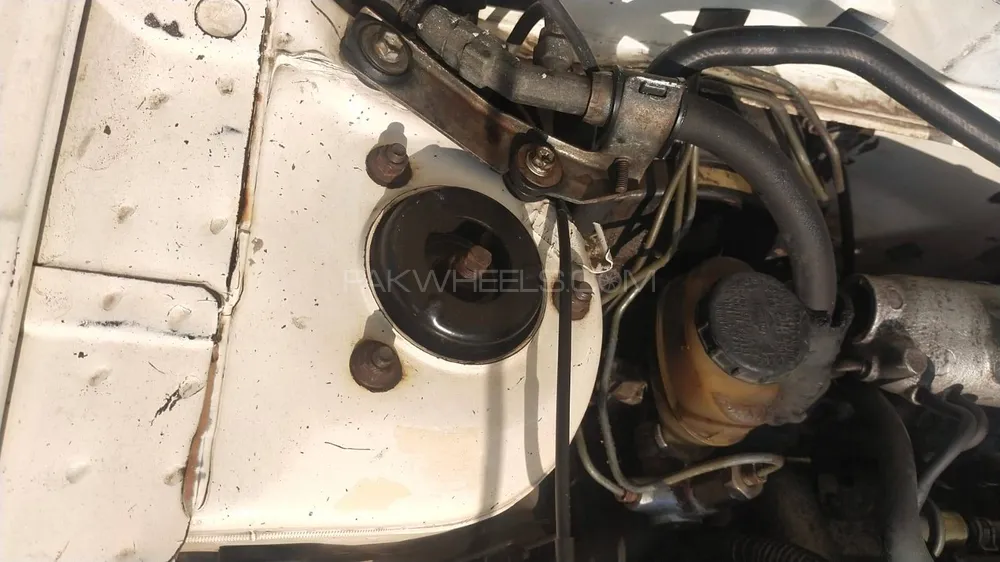 Nissan Sunny 1998 for Sale in Multan Image-1