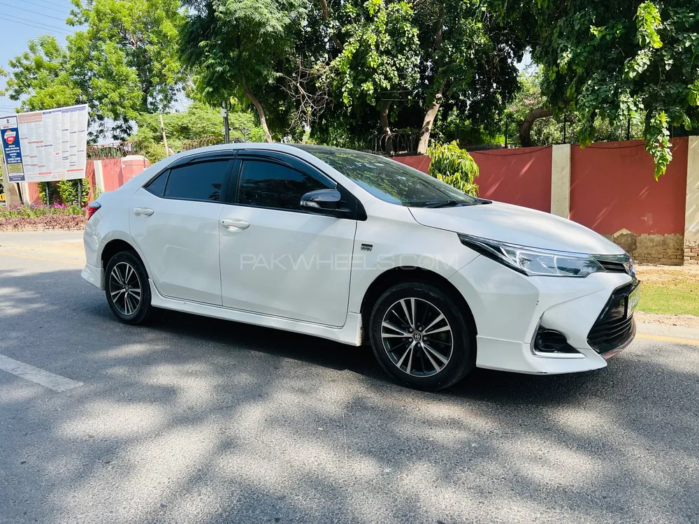 Toyota Corolla 2021 for Sale in Bahawalpur Image-1