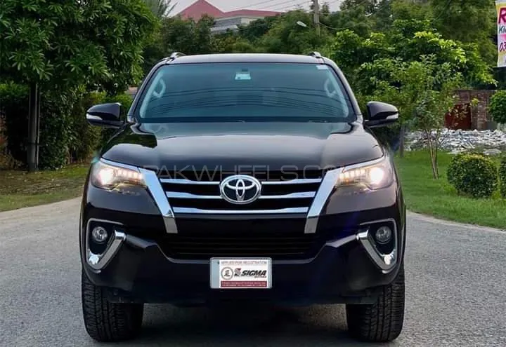 Toyota Fortuner 2.7 VVTi 2017 for sale in Lahore | PakWheels