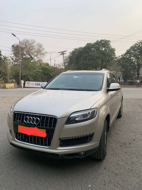 Audi Q7 2011 for Sale in Lahore Image-1
