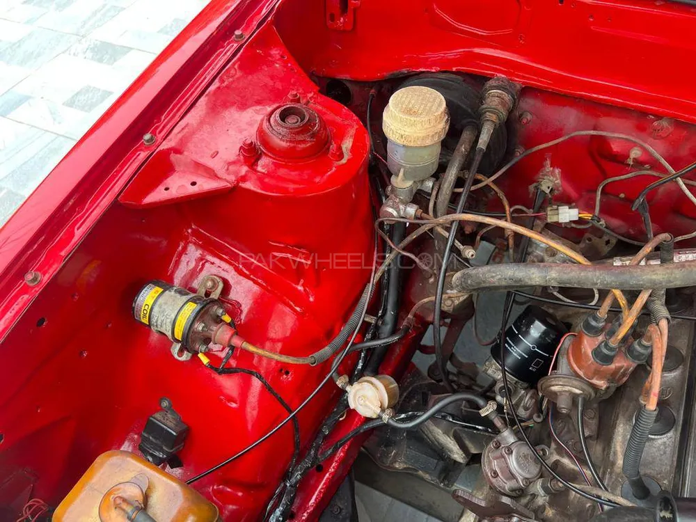 Toyota Corolla 1976 for Sale in Lahore Toyota Corolla 1976 for Sale in Lahore Image-9