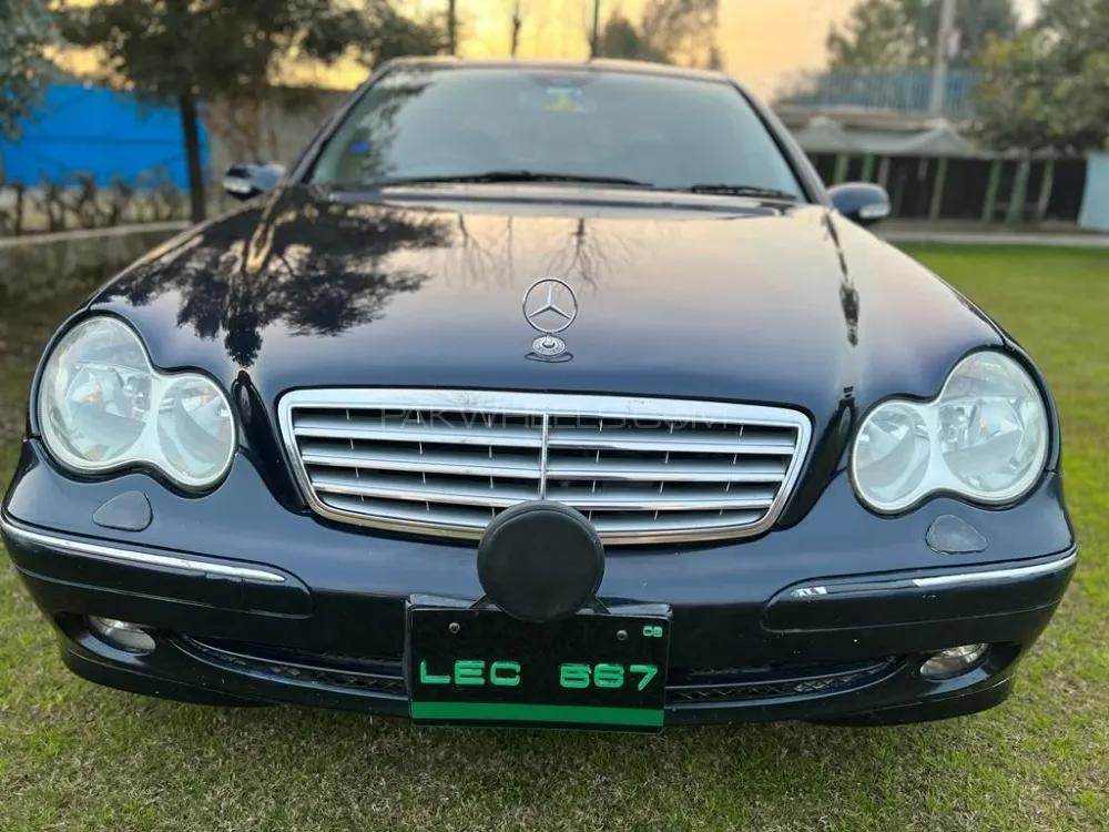 Mercedes Benz C Class 2003 for Sale in Peshawar Image-1