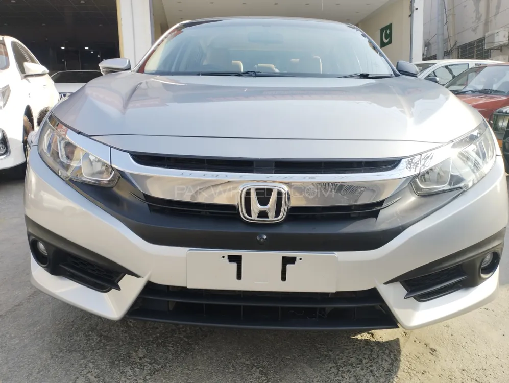 Honda Civic 2017 for Sale in Multan Image-1