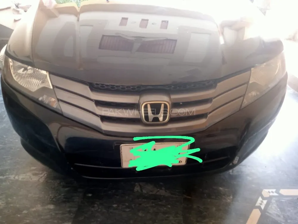 Honda City 2011 for Sale in Okara Image-1