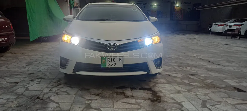 Toyota Corolla 2016 for Sale in Peshawar Image-1