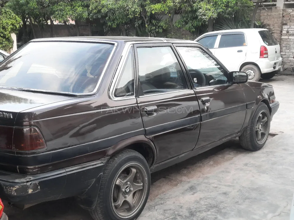 Toyota Corona 1986 for Sale in Peshawar Image-1