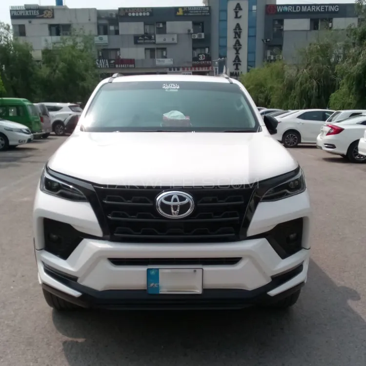 Toyota Fortuner 2021 for Sale in Islamabad Image-1