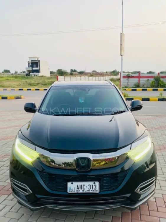 Honda Vezel 2014 for Sale in Islamabad Image-1