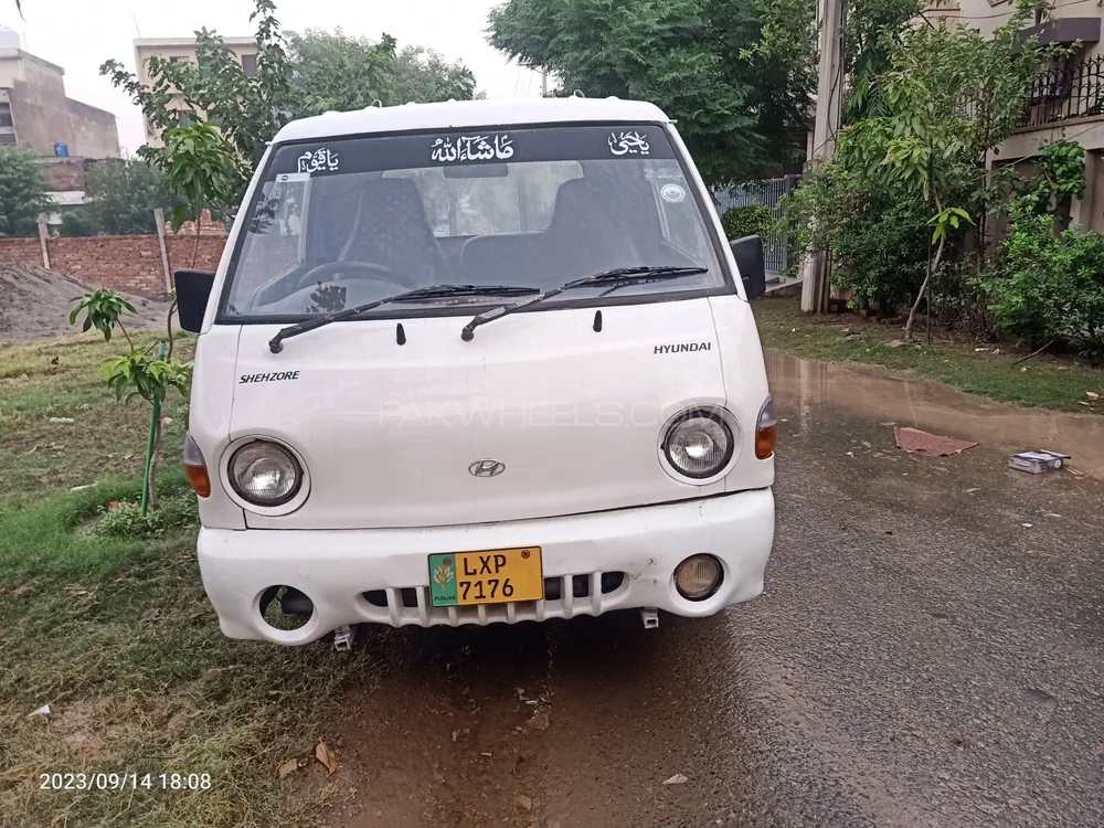 Hyundai Shehzore 2001 for Sale in Lahore Image-1