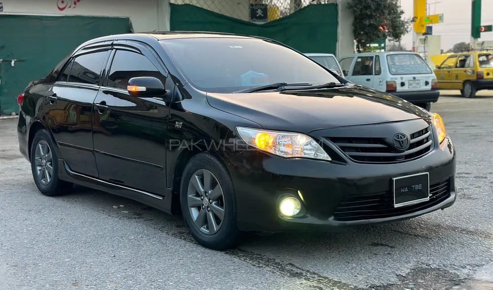 Toyota Corolla 2012 for Sale in Peshawar Image-1