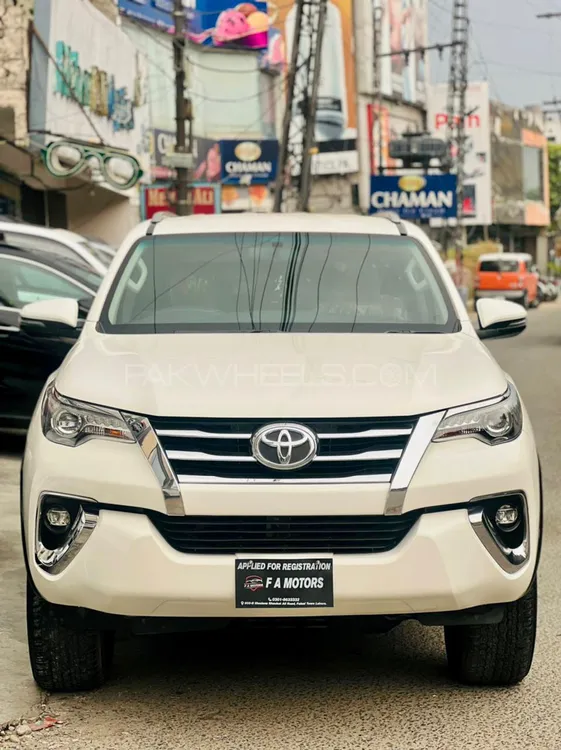 Toyota Fortuner 2019 for Sale in Lahore Image-1