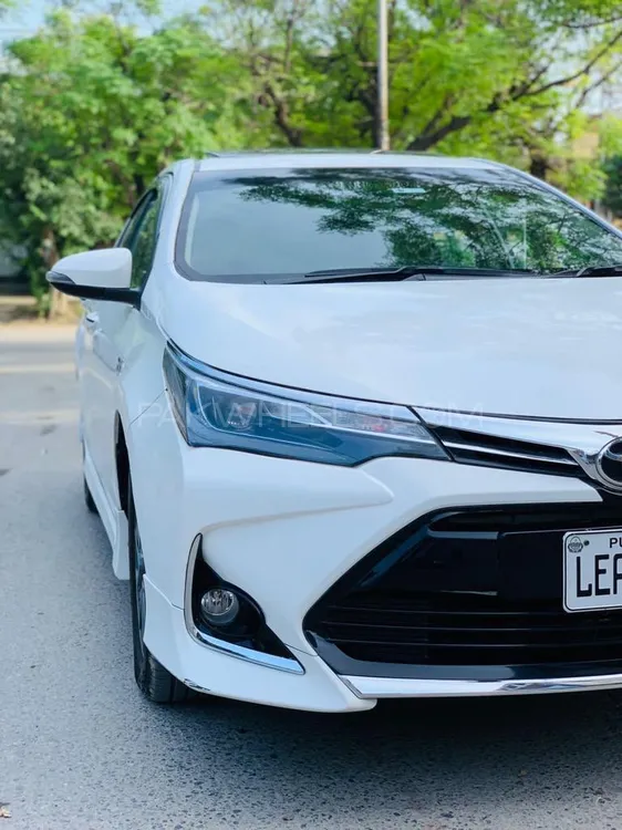 Toyota Corolla 2016 for Sale in Lahore Image-1