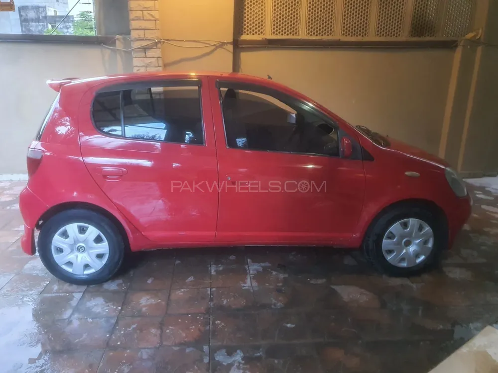 Toyota Vitz 1999 for Sale in Peshawar Image-1