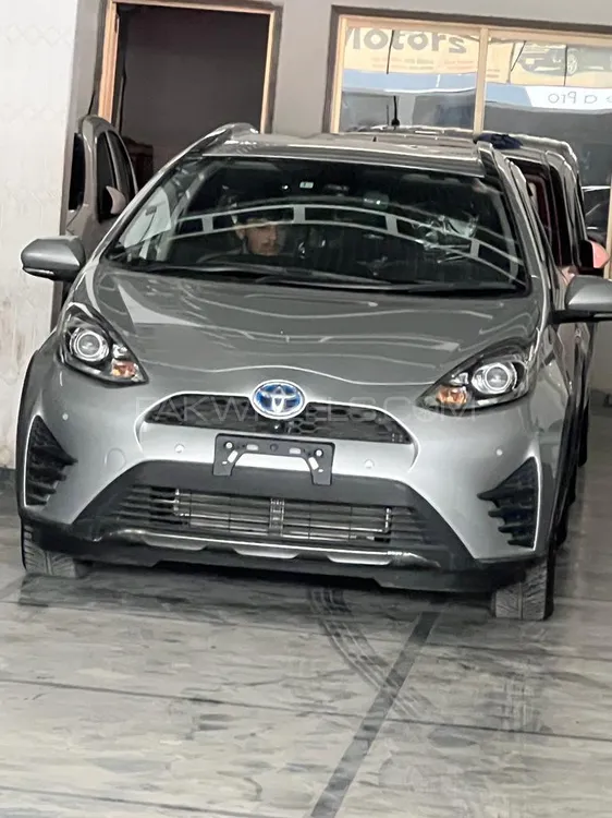 Toyota Aqua 2020 for Sale in Peshawar Image-1