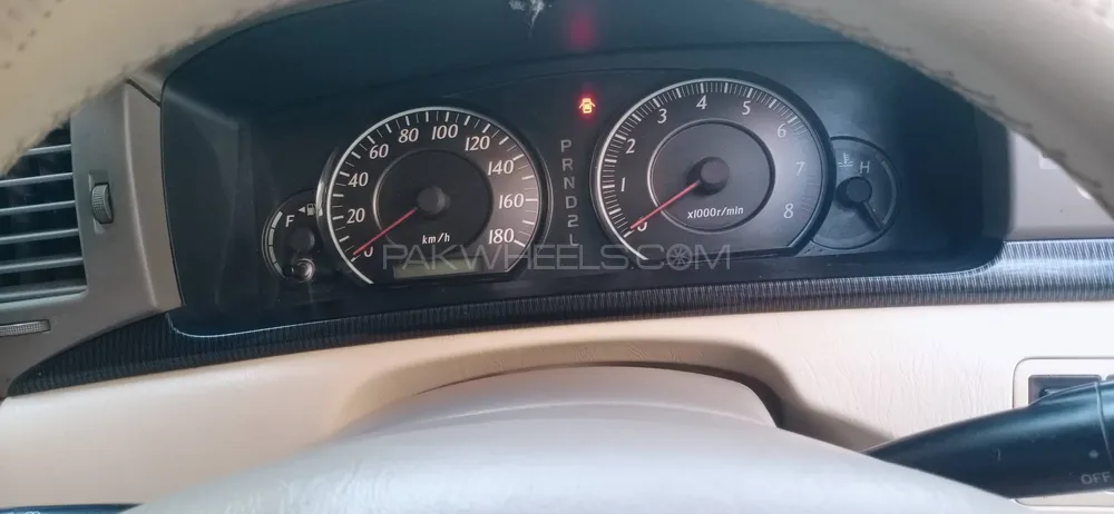 Toyota Corolla Fielder 2004 for Sale in Dera ismail khan Image-1