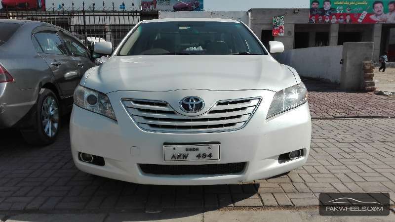 Toyota Camry 2006 for Sale in Faisalabad Image-1