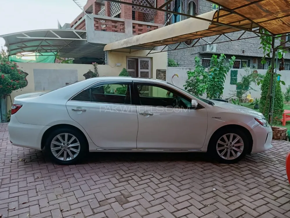 Toyota Camry 2012 for Sale in Lahore Image-1