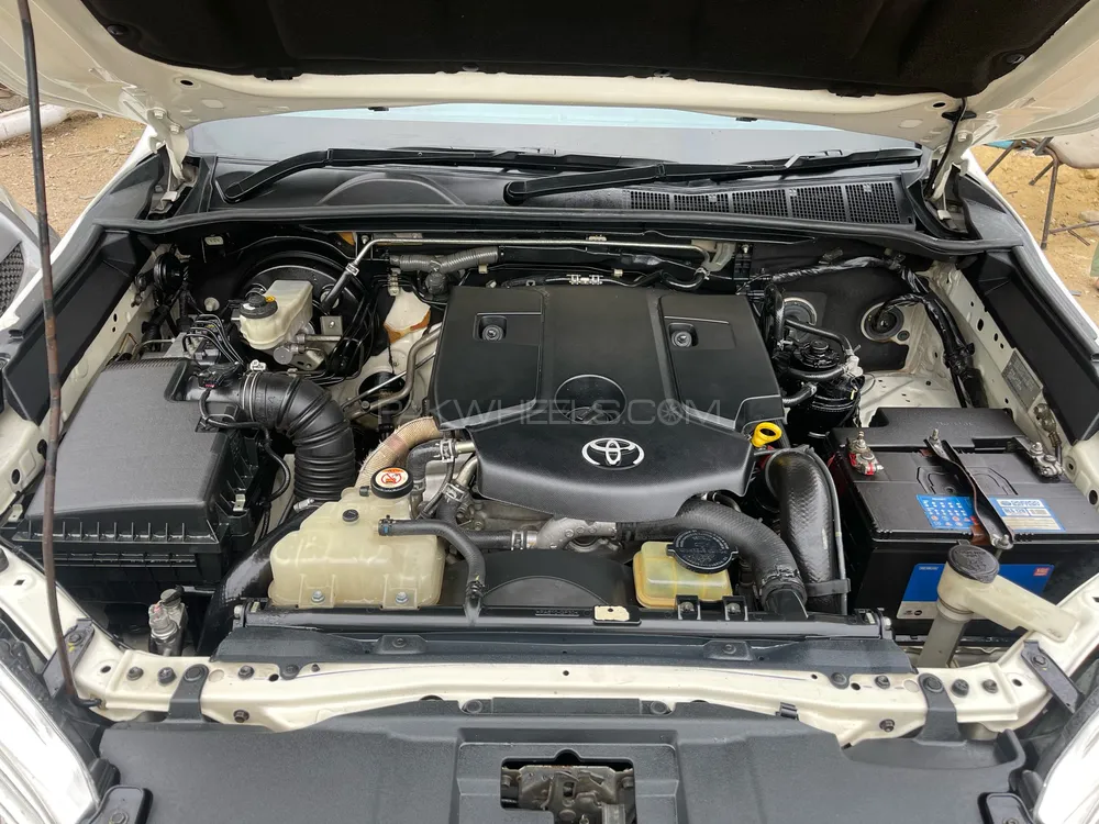 Toyota Hilux 2018 for Sale in Karachi Image-1