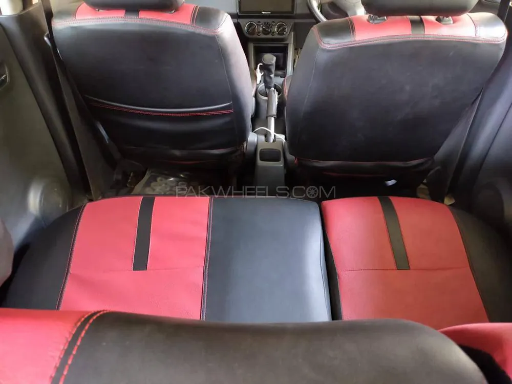 Suzuki Swift 2010 for Sale in Islamabad Image-1