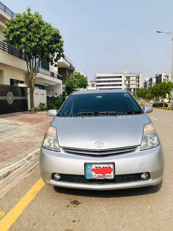 Toyota Prius 2007 for Sale in Islamabad Image-1